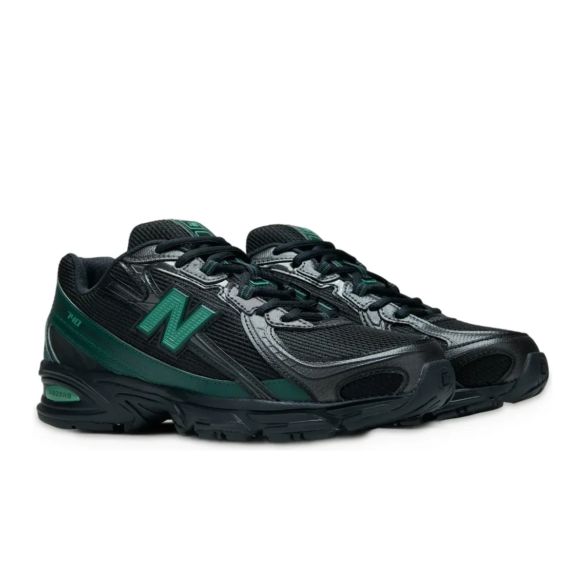 740 Black / Nordic Green — 2