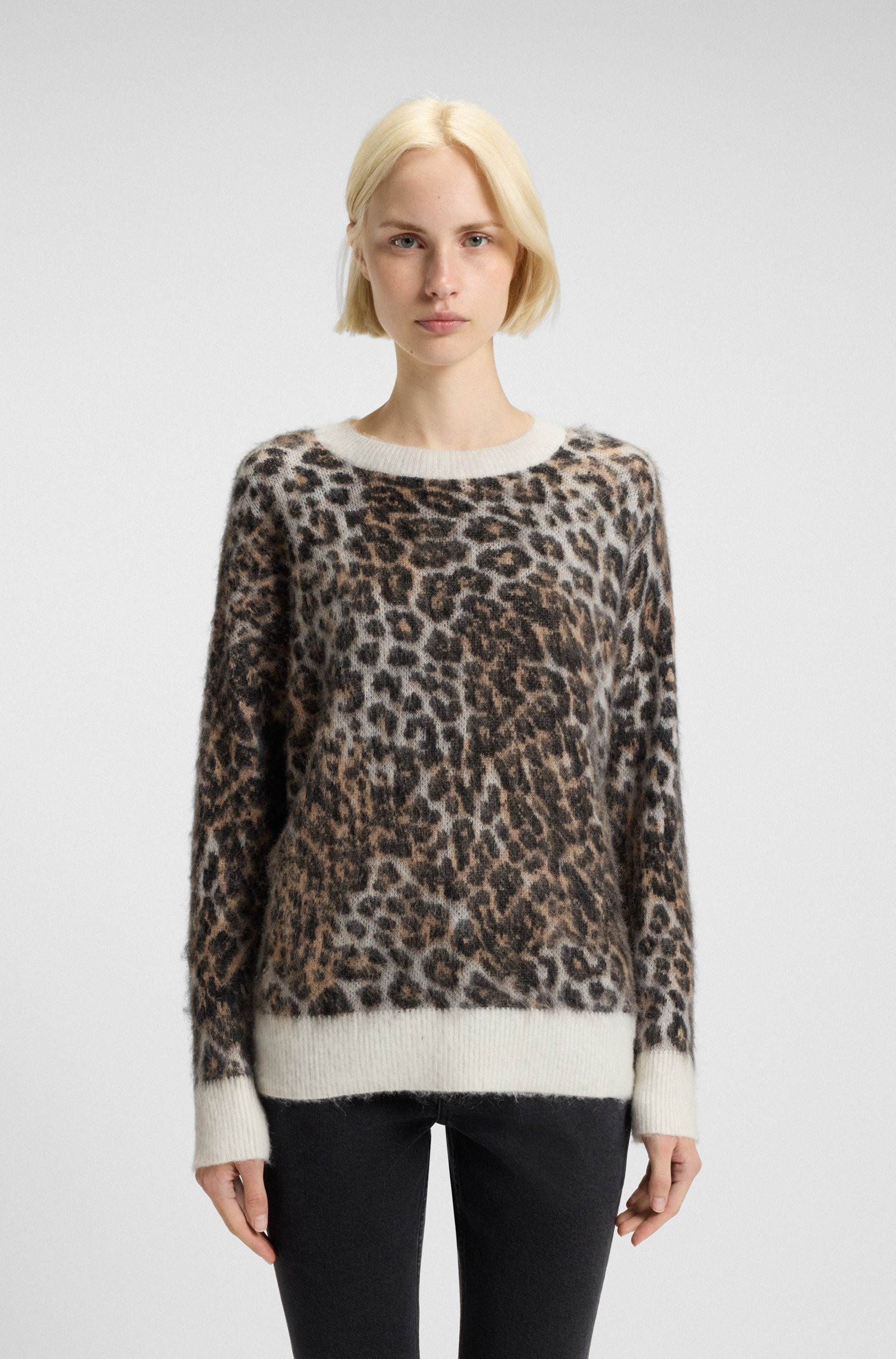 HUGO Loose-fit knitted sweater with leopard jacquard