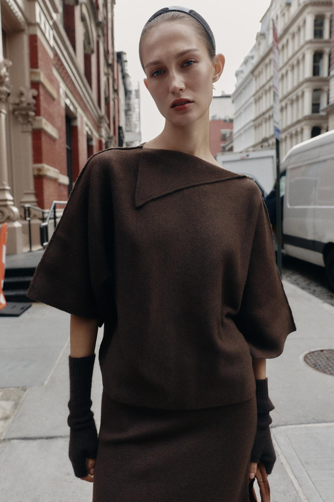 ZARA KNIT JUMPER WITH LAPEL COLLAR