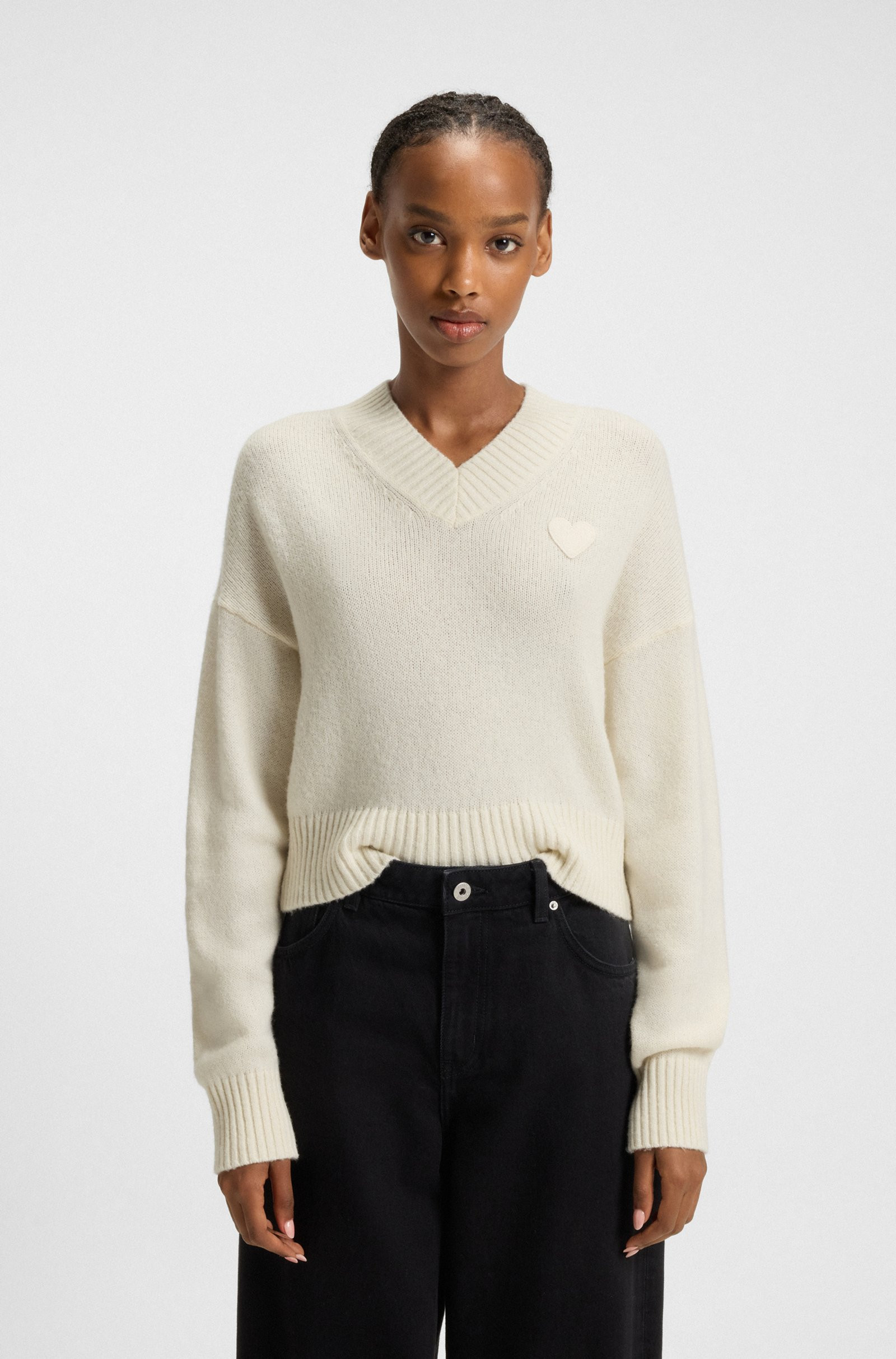 HUGO V-neck sweater with rear Happy HUGO heart