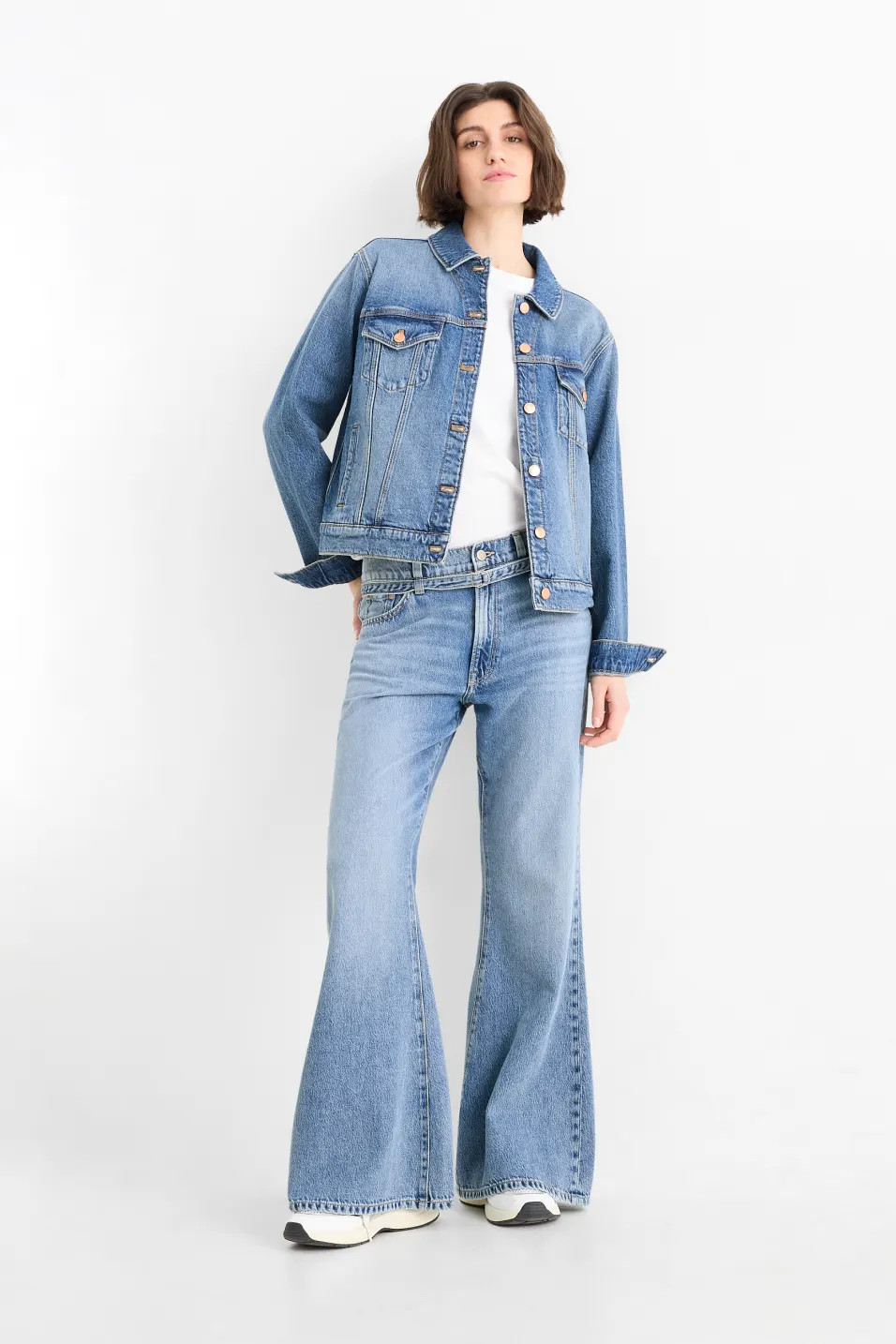 C&A 2235998 Loose Flared Jeans - Mid Waist