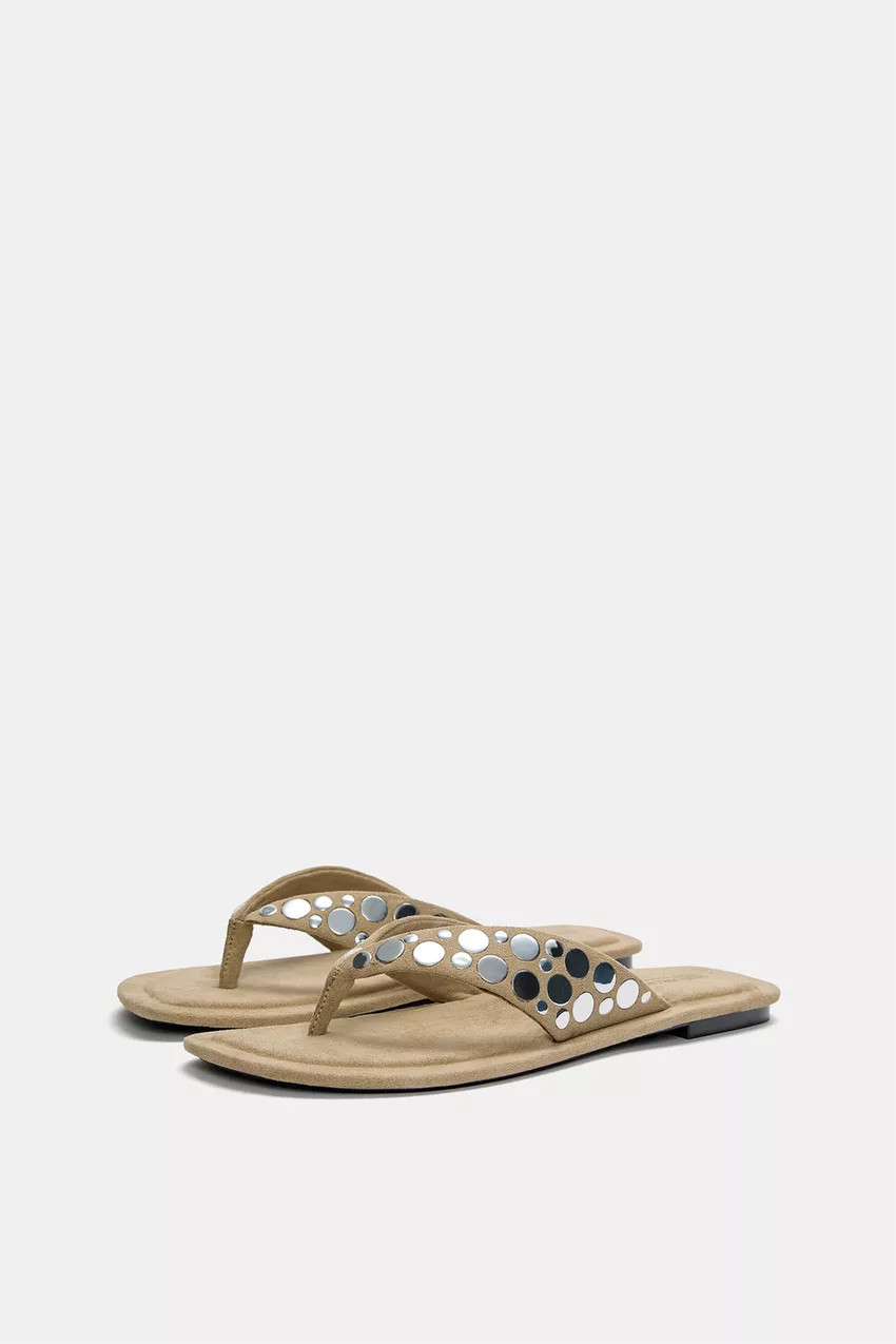 Pull&Bear Flat sandals with embellishments