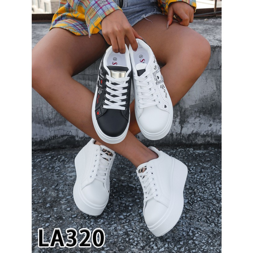 Seastar Sneakers