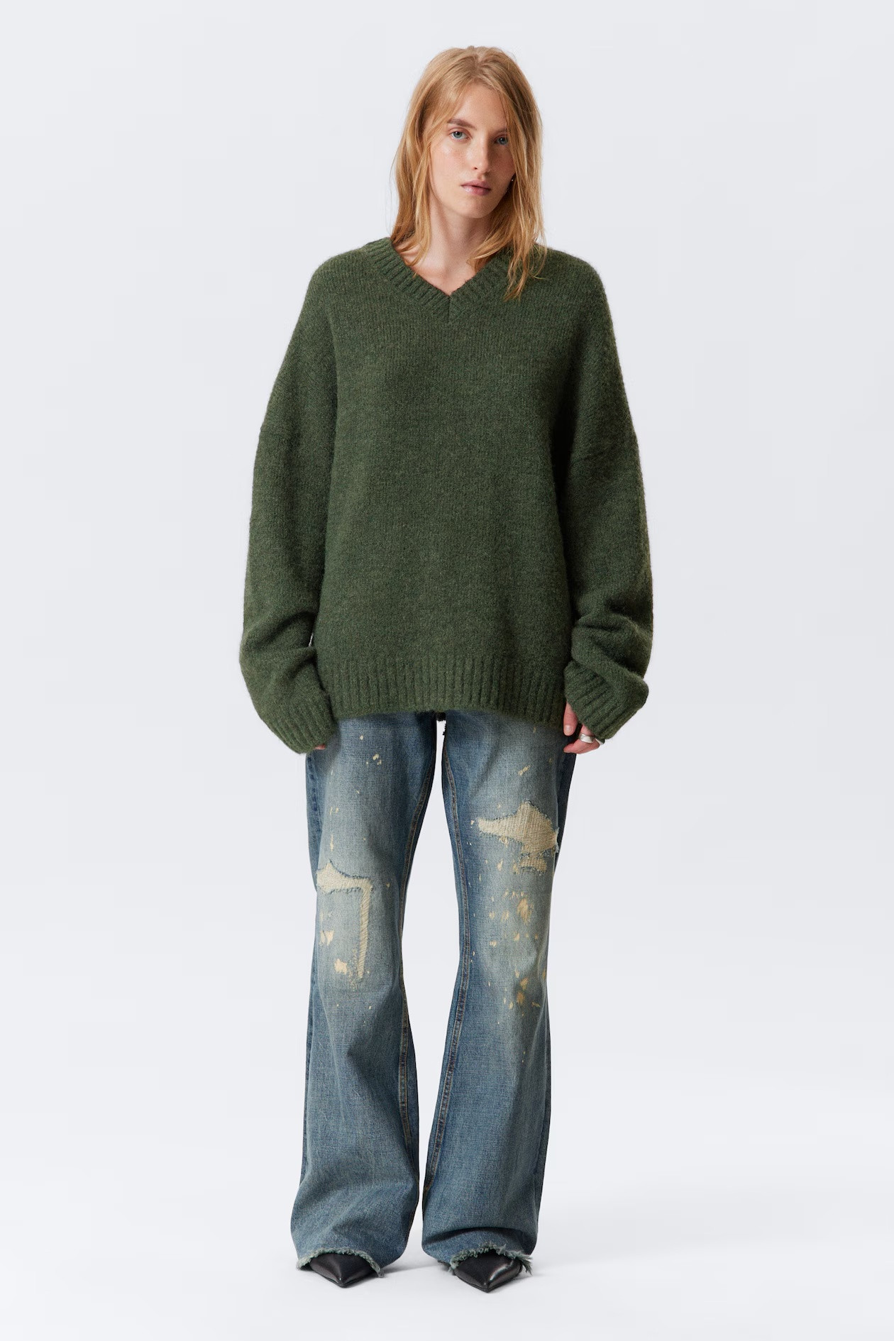 H&M Oversized wool-blend V-neck sweater