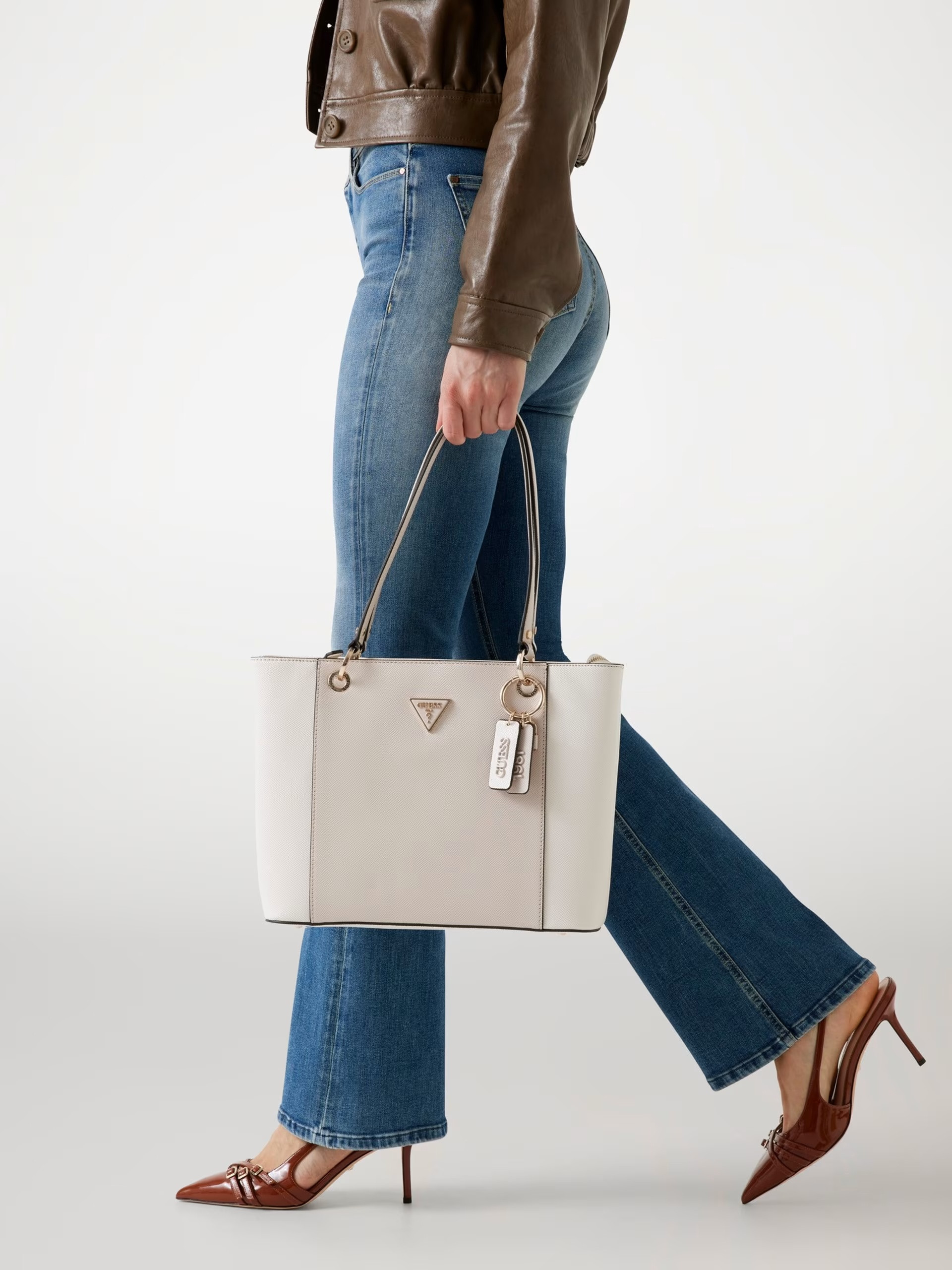 Guess  Tote Bag Noelle Saffiano Look