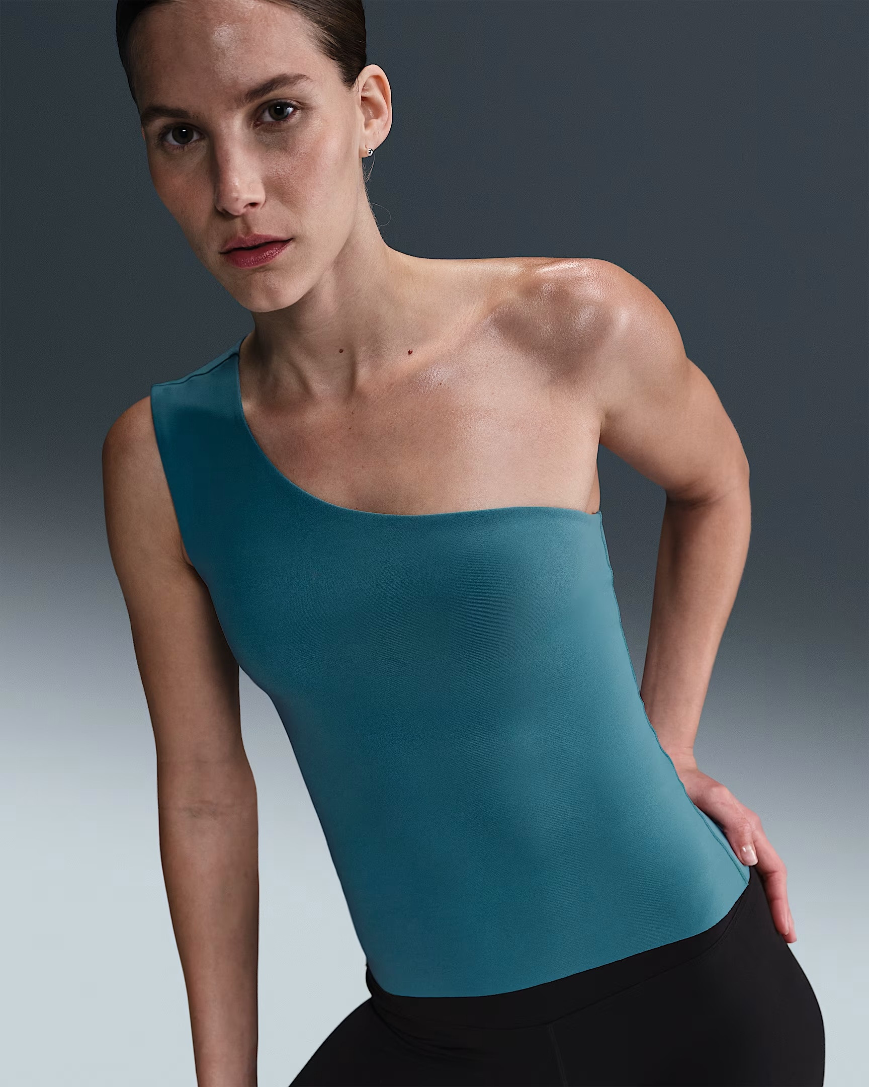 Nike Zenvy Asymmetric Dri-FIT Tank Top