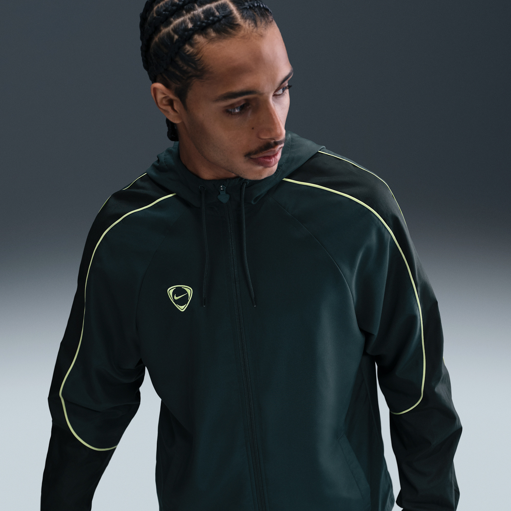 Nike Academy+ Repel Woven Football Jacket