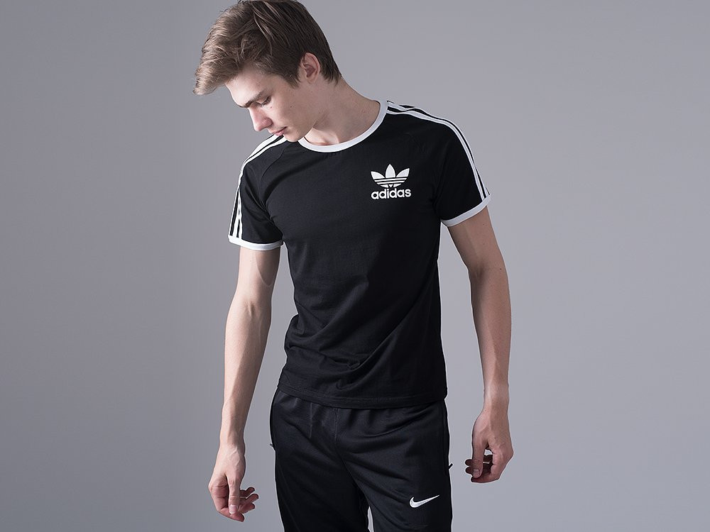 Futbolka adidas