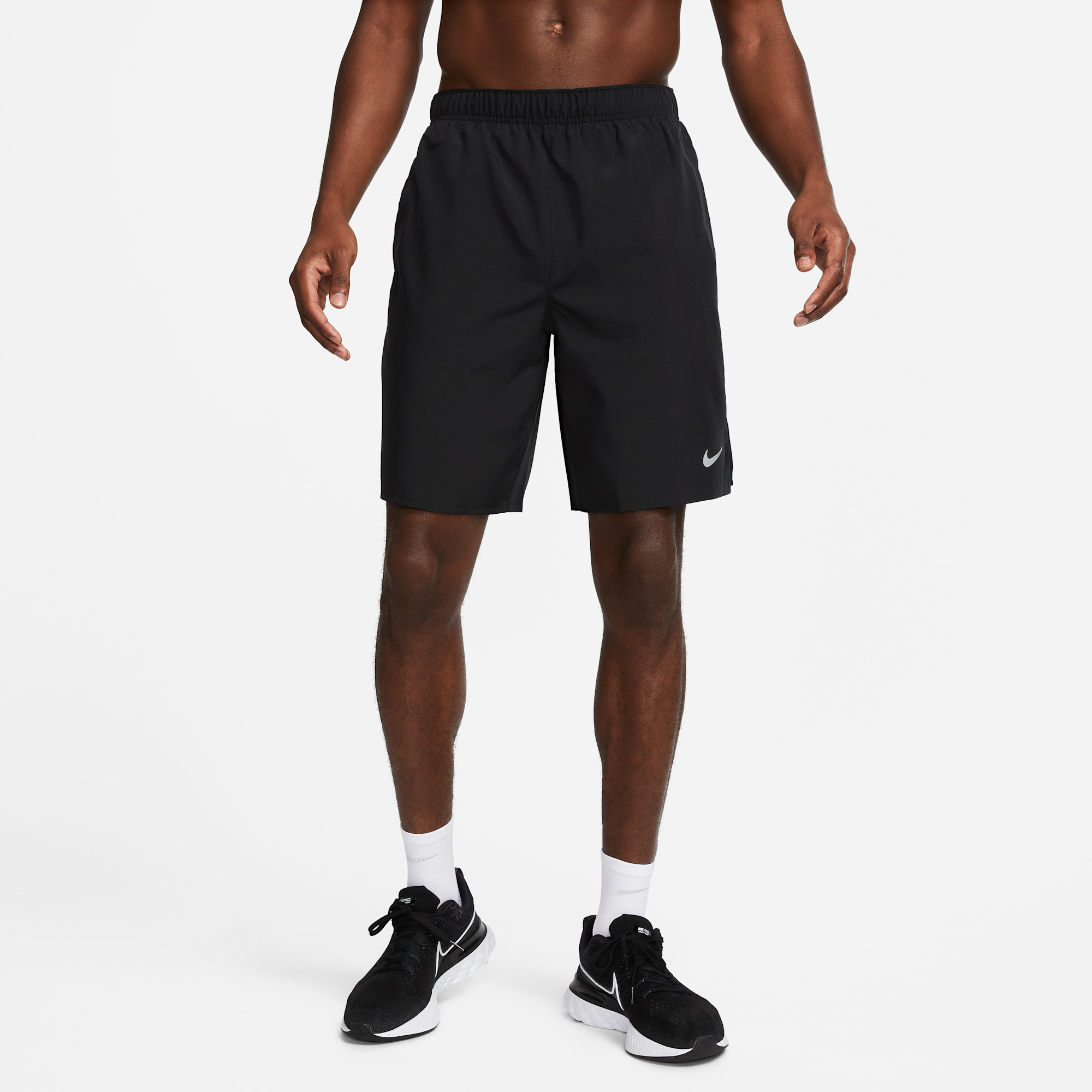 Nike Challenger Men's Dri-FIT Unlined Shorts (approx. 23 cm)