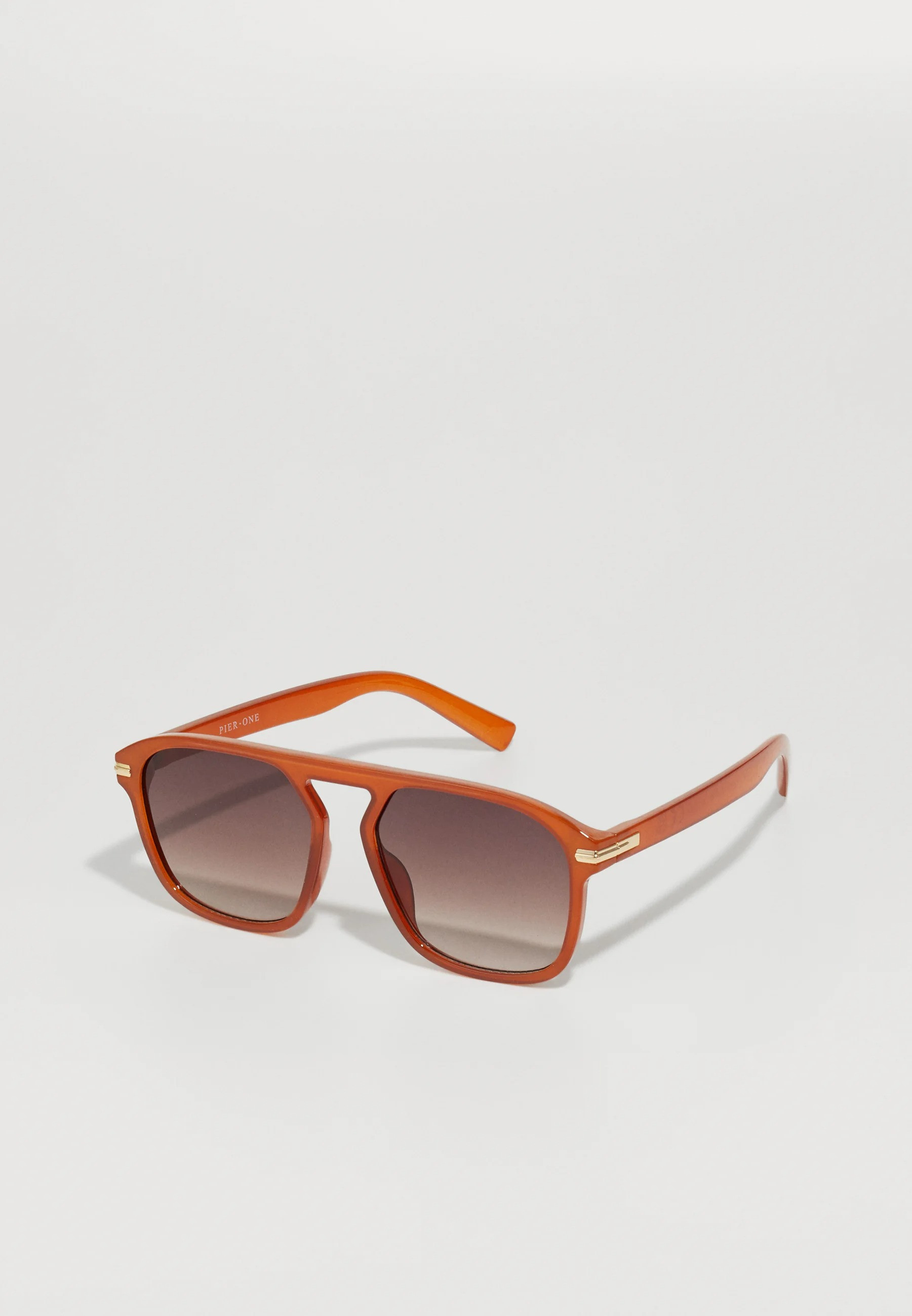 Pier One unisex aviator-style sunglasses